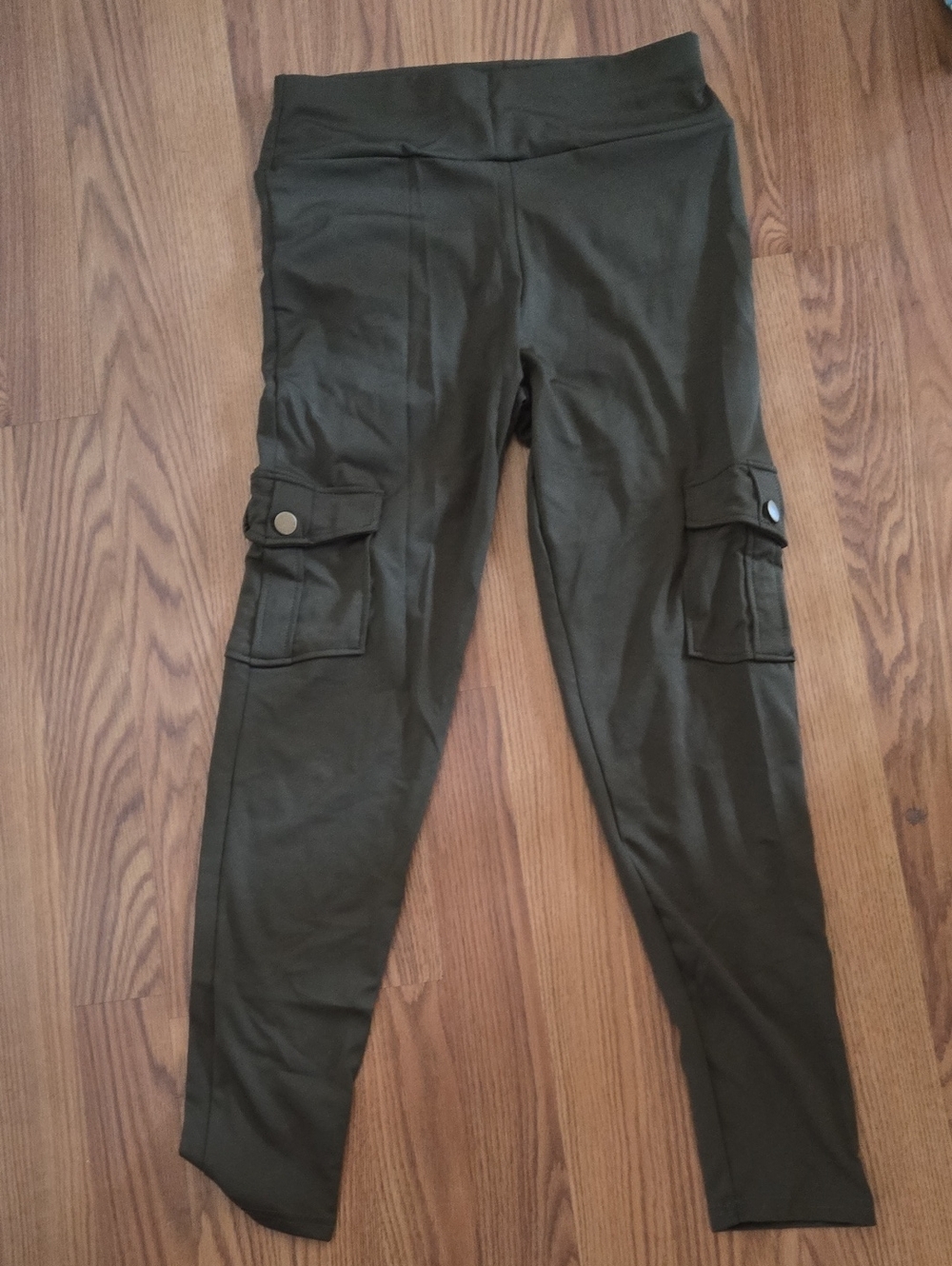 Olive Green Cargo Leggings